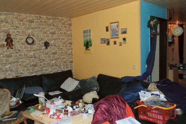Höchstgebotsverfahren Altena – Sanierungsbedürftiges Einfamilienhaus in ruhiger Hanglage