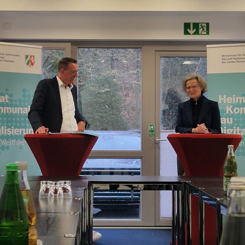 Unterzeichnung der Zielvereinbarung Go4Wohnen in Burscheid