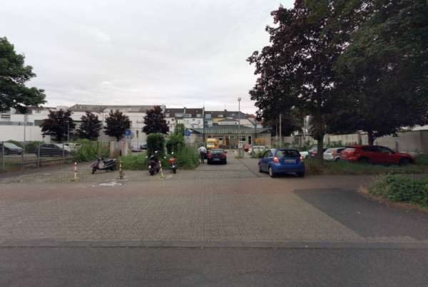 Bergisch Gladbach: Stadtkante an der Gohrsmühle