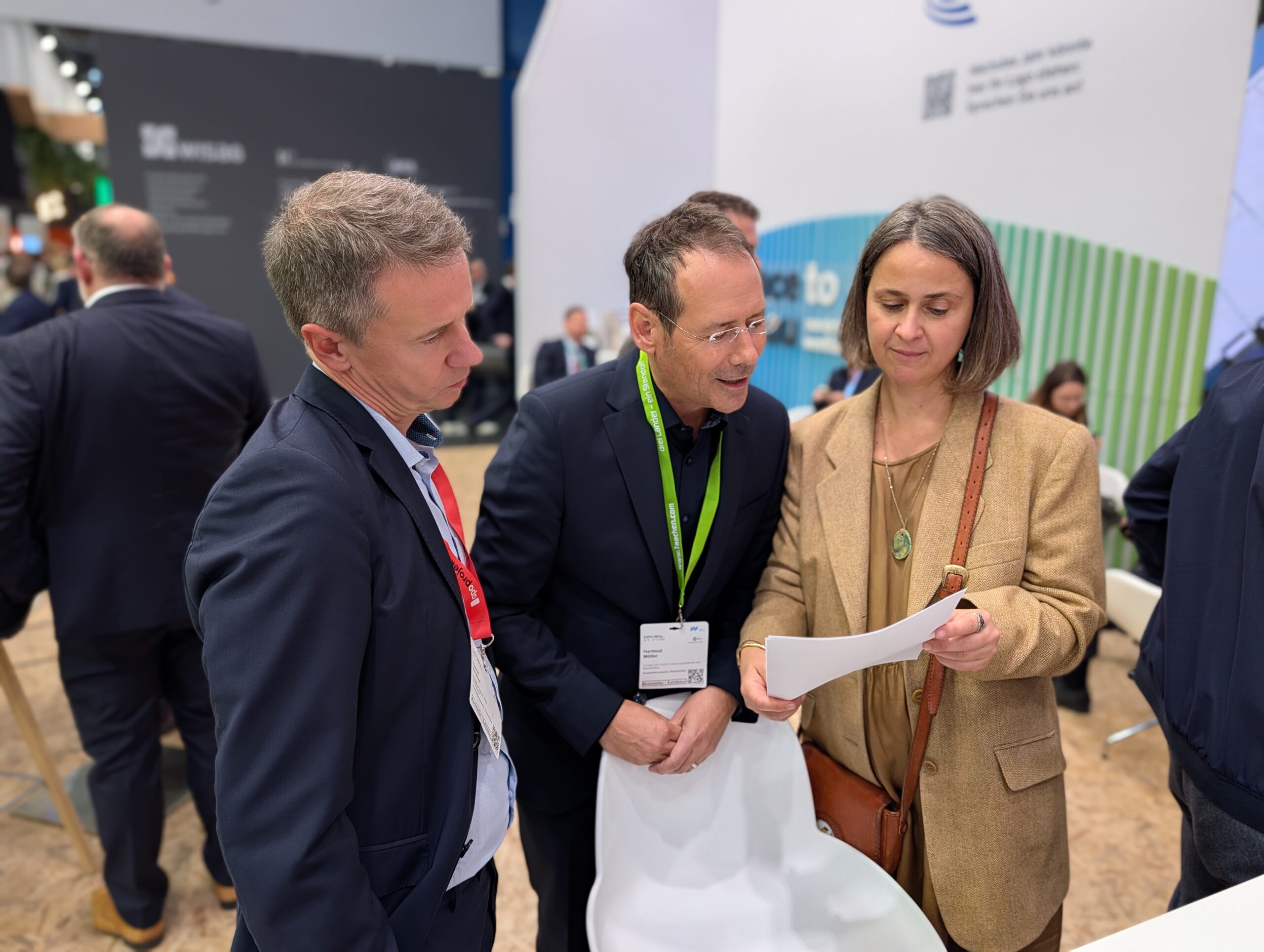 Networking am Gemeinschaftsstand Nordrhein-Westfalen bei der Expo Real 2026